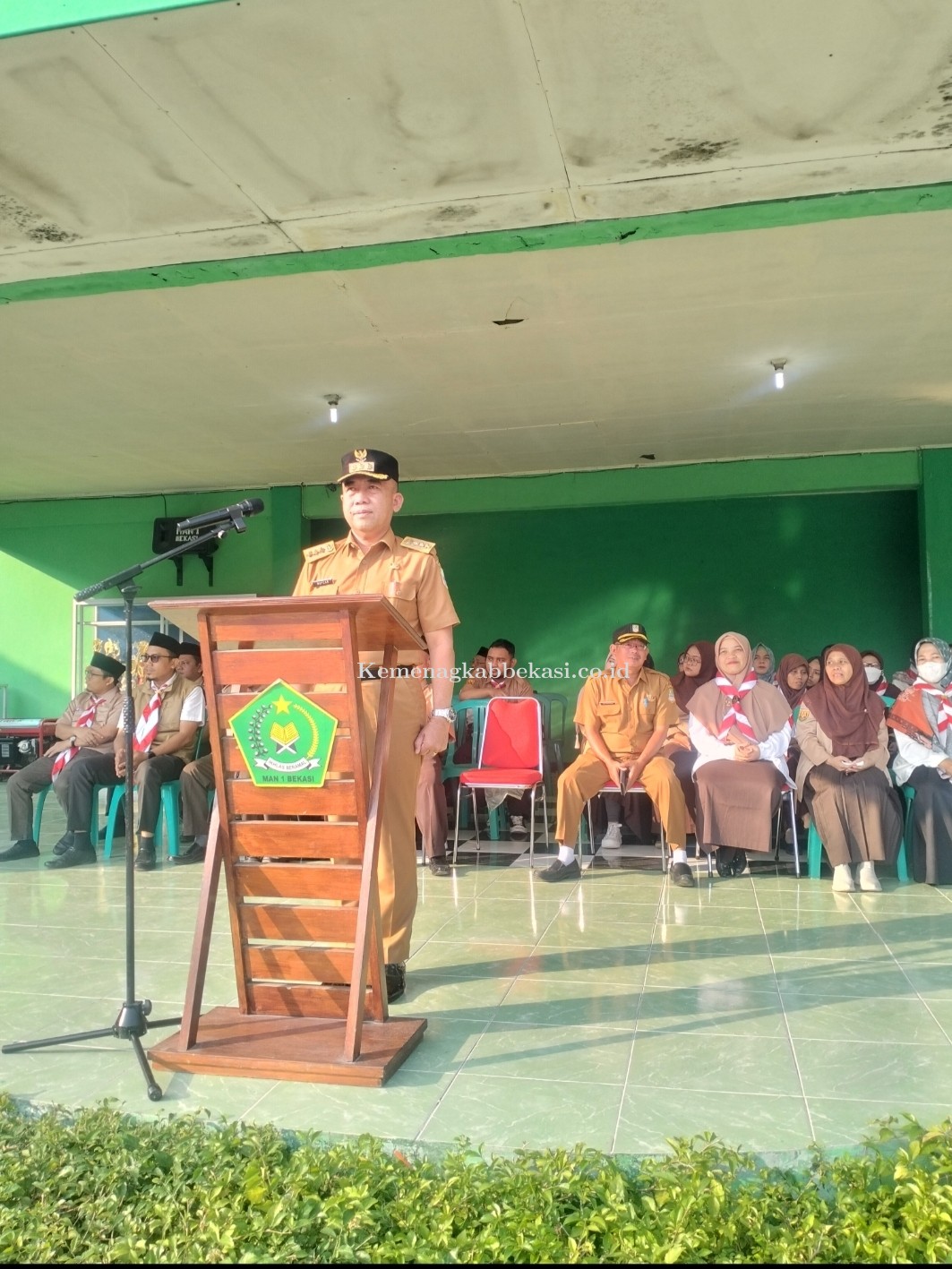 Camat Cikarang Utara jadi pembina Upacara Pramuka di MAN 1 Bekasi