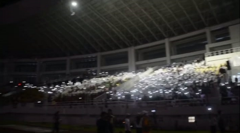 Merinding, Suara Ribuan Santri Menggema di Stadion Manahan Surakarta